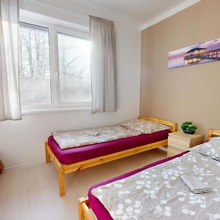 Apartman Dubova Миловице Экстерьер фото